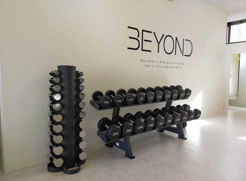 BEYONDのTOP画像