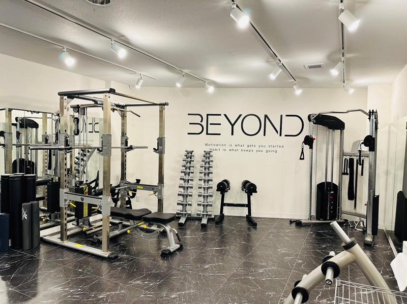 BEYONDのTOP画像